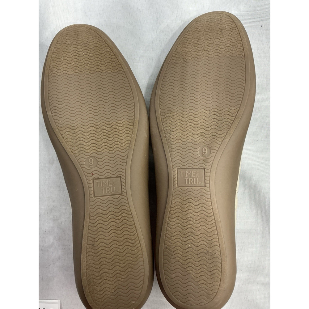 Womans Time & Tru Memory Foam Quilted Ballet Flats 9 Beige/taupe Slip On NWOT - Picture 7 of 8